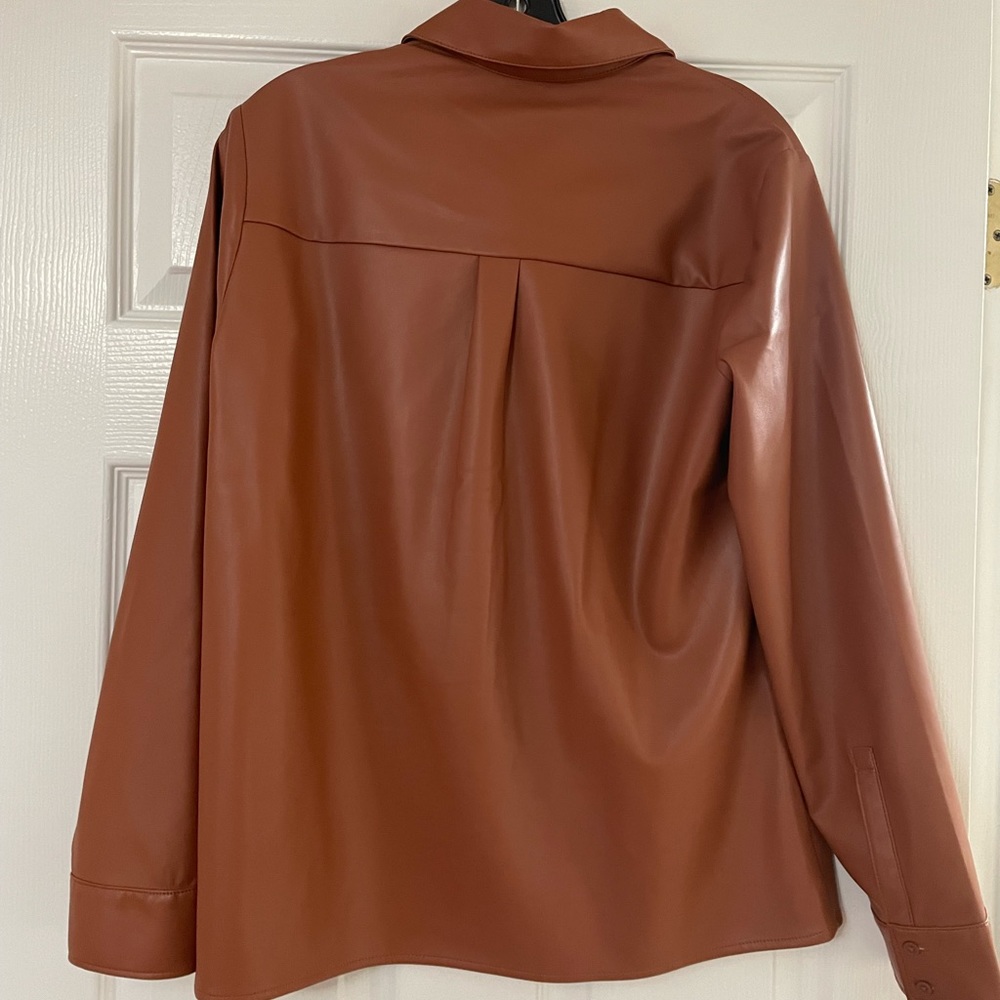 Express Woman’s Cognac Button Up, Size Medium - image 4